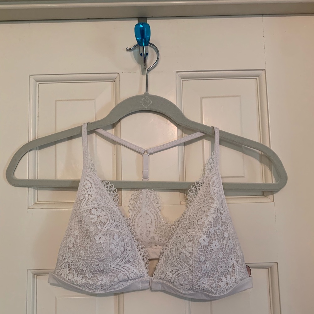 White lace bralette